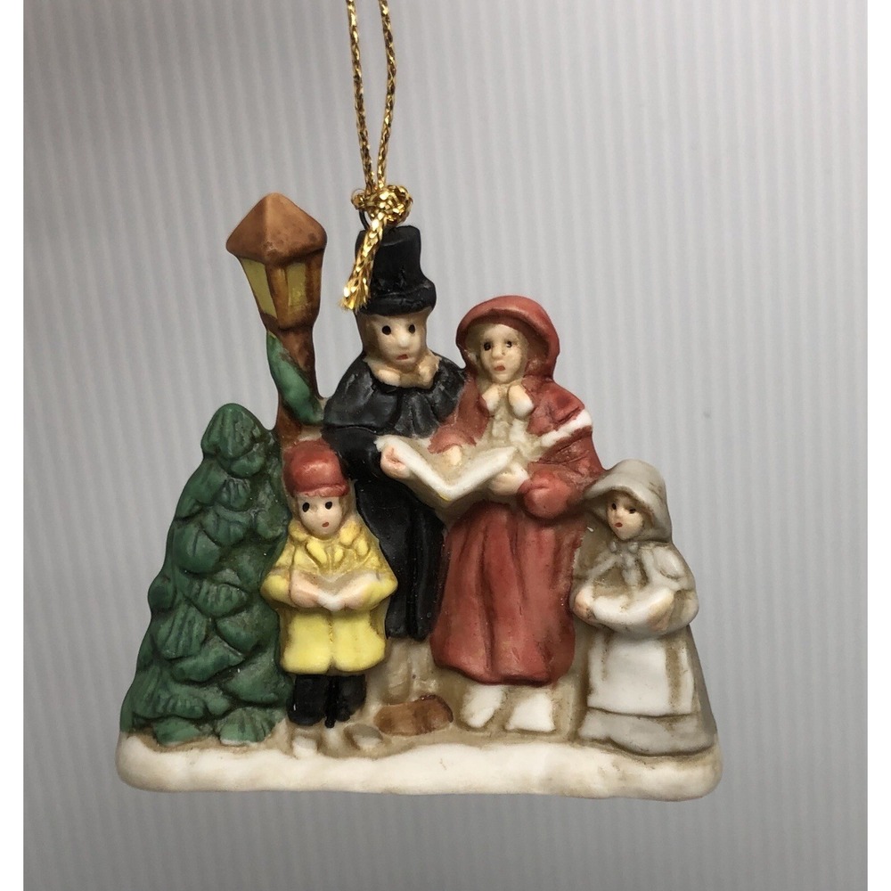 Midwest Importers Ornament Ceramic Christmas Carolers Top Hat LightPost 2.5" NEW